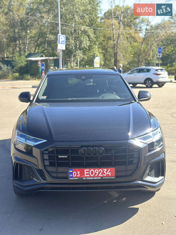 Внедорожник / Кроссовер Audi Q8 2018 в Киеве