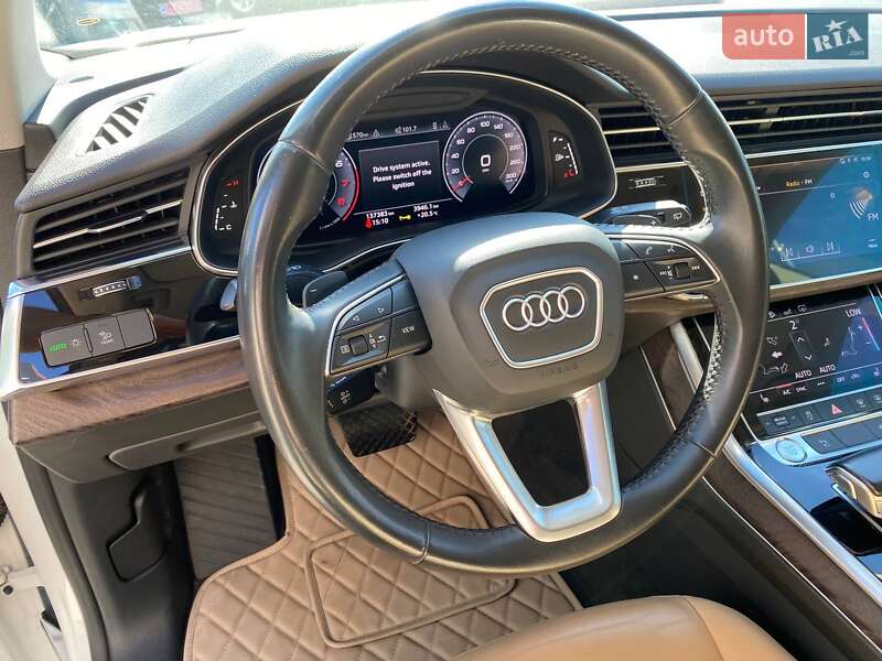 Внедорожник / Кроссовер Audi Q8 2018 в Львове