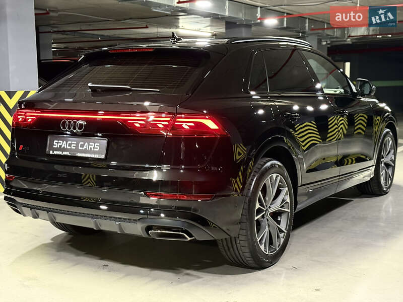 Внедорожник / Кроссовер Audi Q8 2024 в Киеве