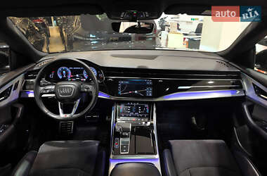 Внедорожник / Кроссовер Audi Q8 2020 в 
