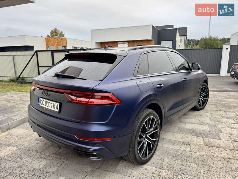 Внедорожник / Кроссовер Audi Q8 2019 в Киеве