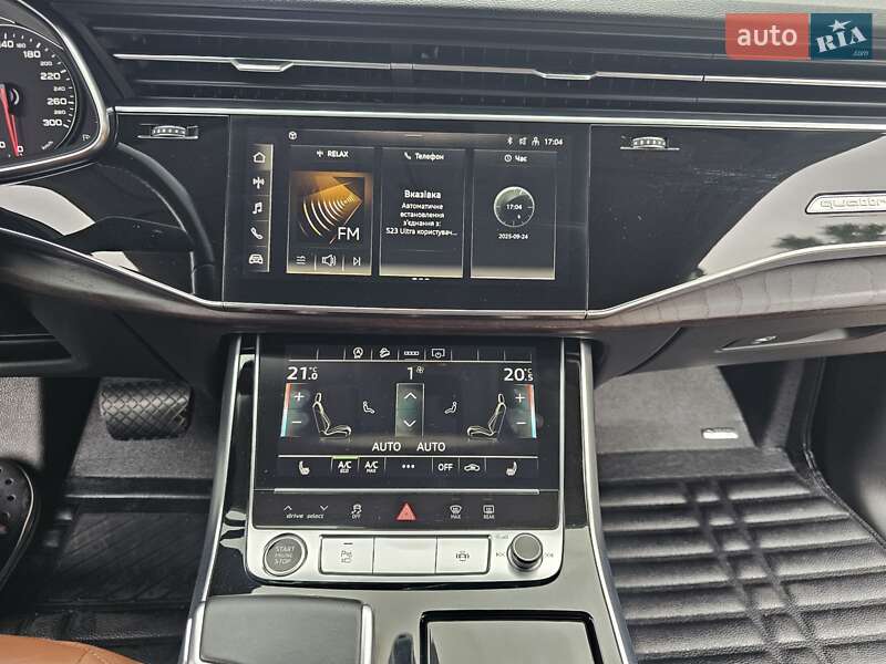 Внедорожник / Кроссовер Audi Q8 2021 в Киеве