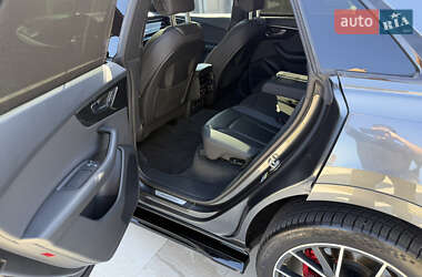 Внедорожник / Кроссовер Audi Q8 2019 в 