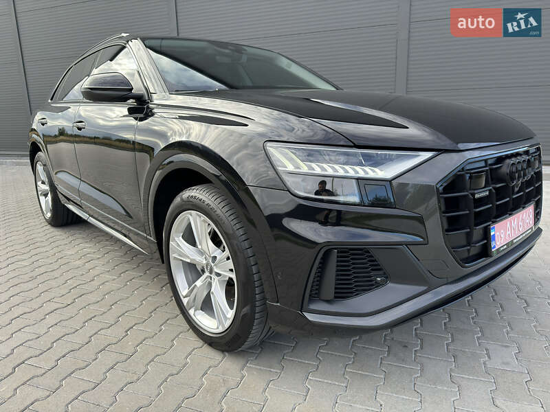 Внедорожник / Кроссовер Audi Q8 2019 в Ивано-Франковске