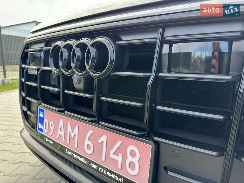 Внедорожник / Кроссовер Audi Q8 2019 в Ивано-Франковске