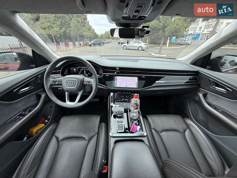 Внедорожник / Кроссовер Audi Q8 2021 в Одессе
