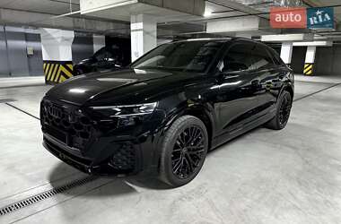 Внедорожник / Кроссовер Audi Q8 2024 в 
