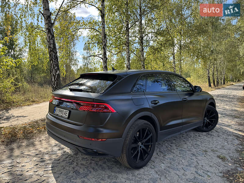 Внедорожник / Кроссовер Audi Q8 2022 в Киеве фото 10 Внедорожник / Кроссовер Audi Q8 2022 в Киеве