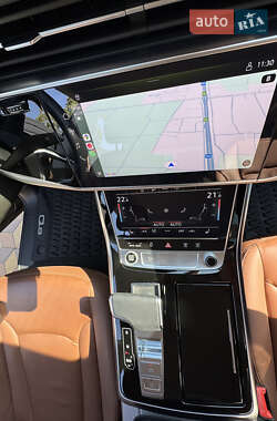 Внедорожник / Кроссовер Audi Q8 2022 в 