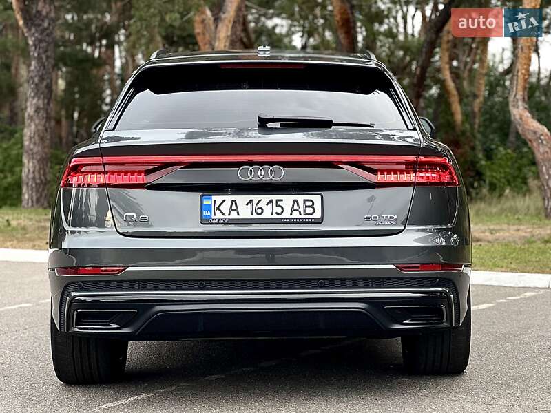 Позашляховик / Кросовер Audi Q8 2019 в Києві