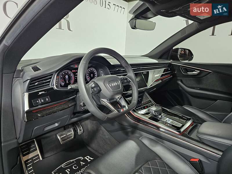 Внедорожник / Кроссовер Audi Q8 2018 в Киеве