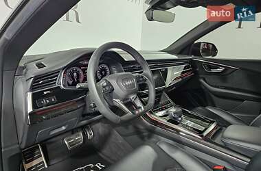 Позашляховик / Кросовер Audi Q8 2018 в 