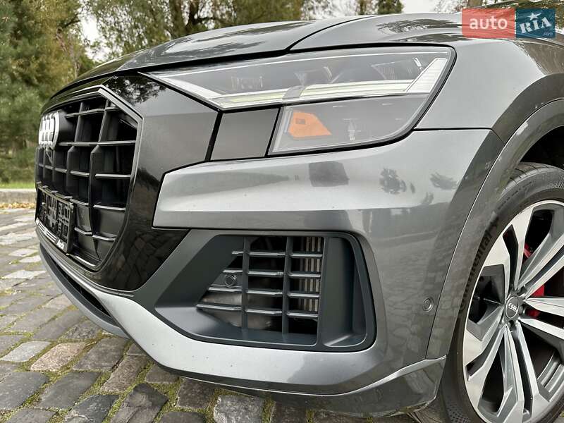Внедорожник / Кроссовер Audi Q8 2019 в Киеве