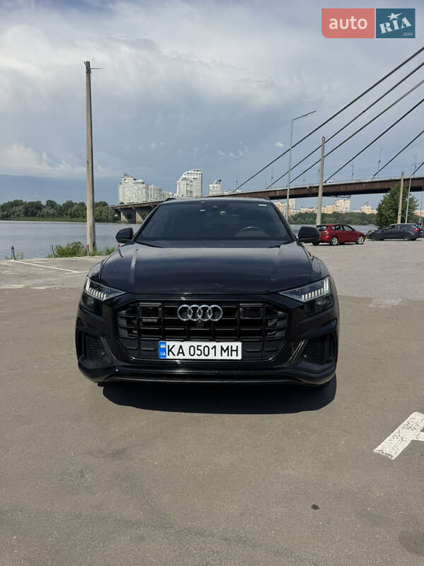 Внедорожник / Кроссовер Audi Q8 2018 в Киеве