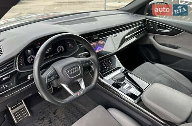 Внедорожник / Кроссовер Audi Q8 2018 в 