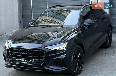 Позашляховик / Кросовер Audi Q8 2019 в 