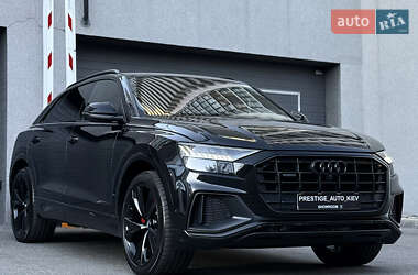 Позашляховик / Кросовер Audi Q8 2019 в 