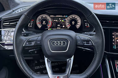 Позашляховик / Кросовер Audi Q8 2019 в 