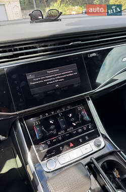 Внедорожник / Кроссовер Audi Q8 2019 в 