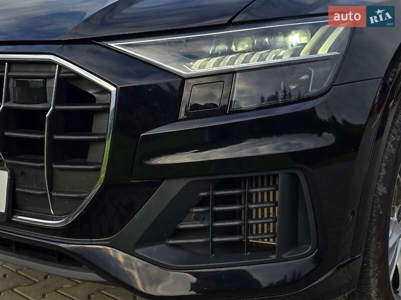 Позашляховик / Кросовер Audi Q8 2021 в Тернополі