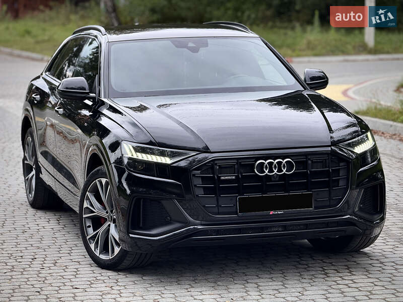 Позашляховик / Кросовер Audi Q8 2021 в Львові