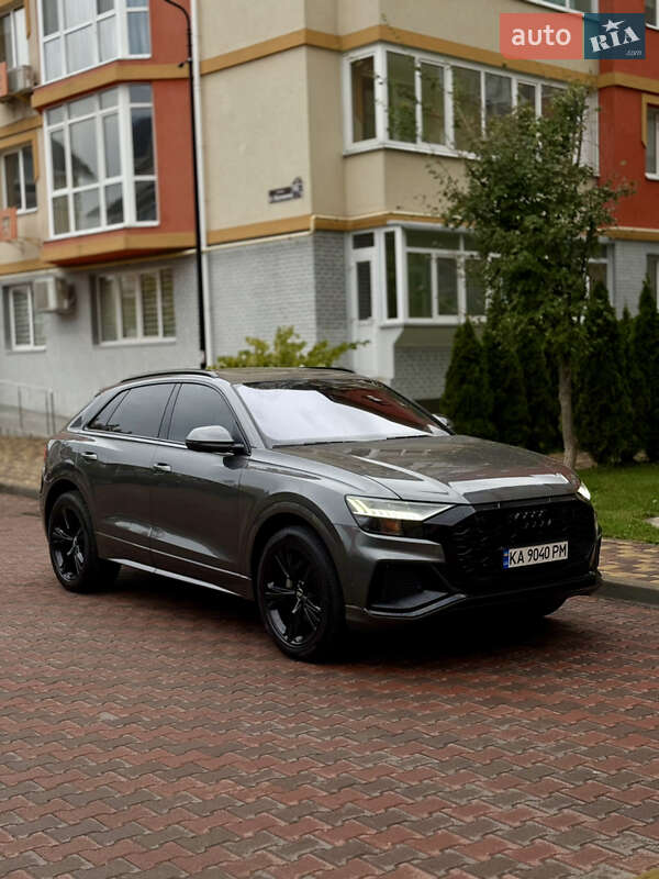 Позашляховик / Кросовер Audi Q8 2019 в Києві
