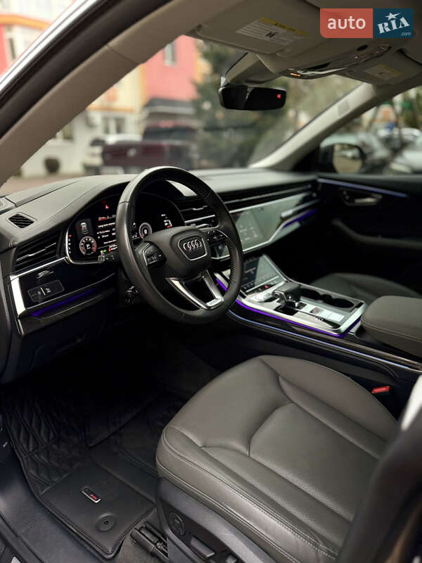 Позашляховик / Кросовер Audi Q8 2019 в Києві