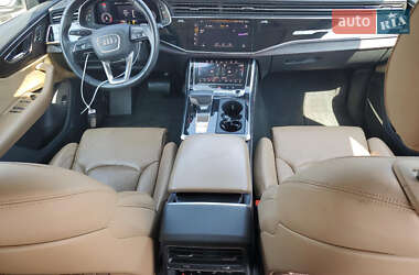Внедорожник / Кроссовер Audi Q8 2019 в 