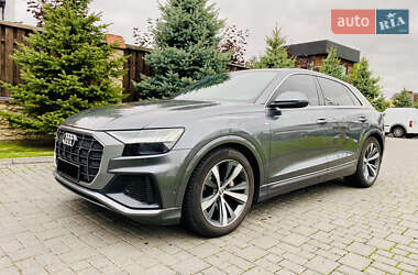 Внедорожник / Кроссовер Audi Q8 2019 в 