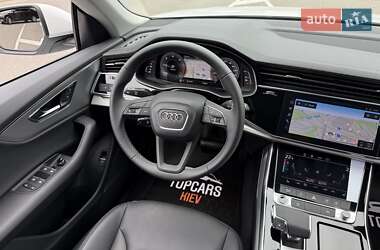 Внедорожник / Кроссовер Audi Q8 2025 в 