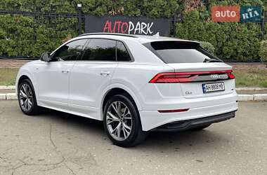 Внедорожник / Кроссовер Audi Q8 2020 в 