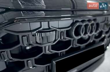 Внедорожник / Кроссовер Audi Q8 2024 в 