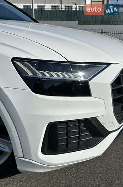 Внедорожник / Кроссовер Audi Q8 2019 в 