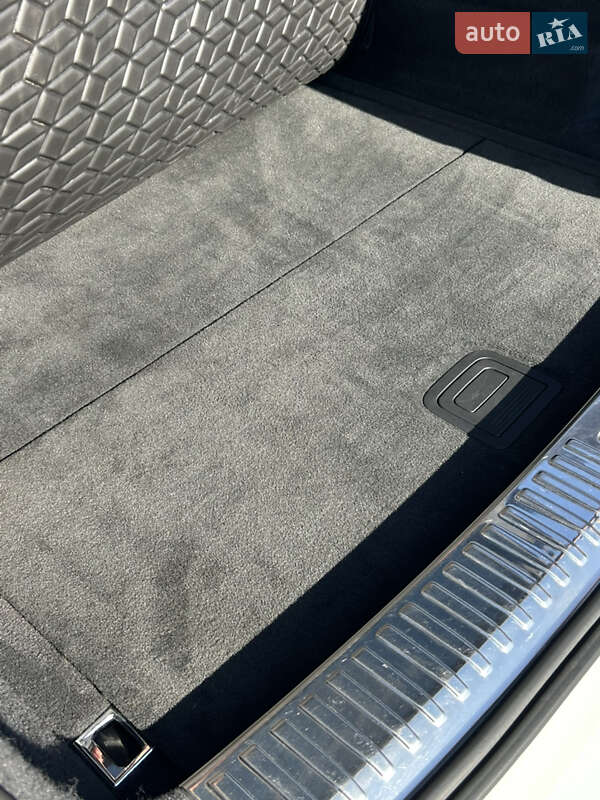 Внедорожник / Кроссовер Audi Q8 2019 в Полтаве