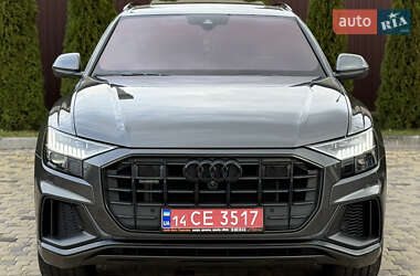 Внедорожник / Кроссовер Audi Q8 2020 в 