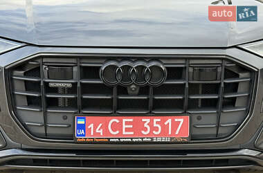 Внедорожник / Кроссовер Audi Q8 2020 в 