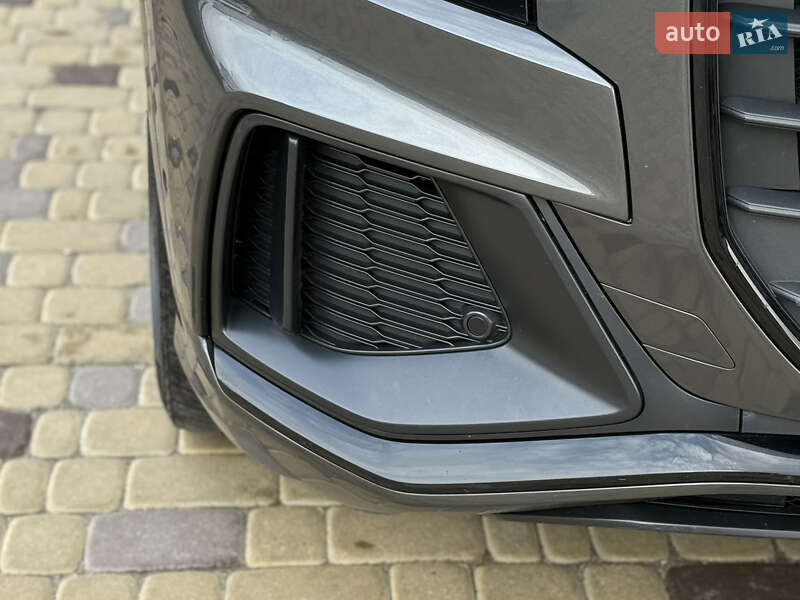 Внедорожник / Кроссовер Audi Q8 2020 в Тернополе