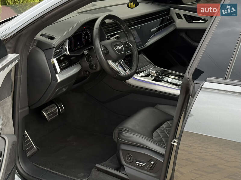 Внедорожник / Кроссовер Audi Q8 2020 в Тернополе