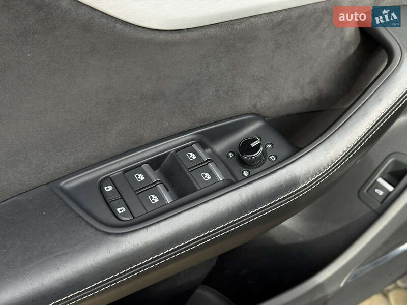Внедорожник / Кроссовер Audi Q8 2020 в Тернополе