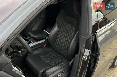 Внедорожник / Кроссовер Audi Q8 2020 в 