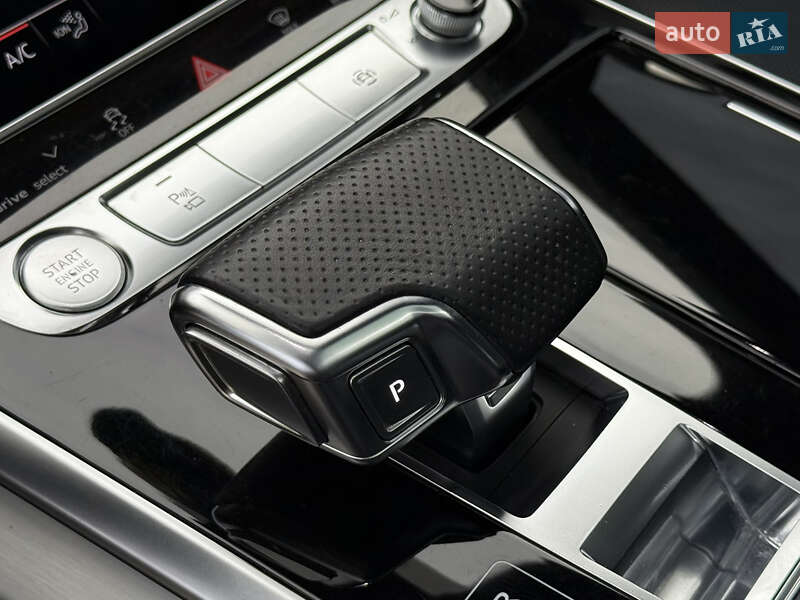 Внедорожник / Кроссовер Audi Q8 2020 в Тернополе