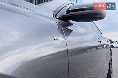 Внедорожник / Кроссовер Audi Q8 2020 в 