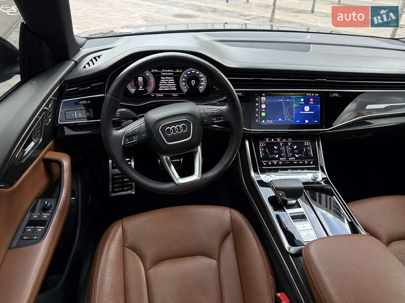 Внедорожник / Кроссовер Audi Q8 2019 в Киеве