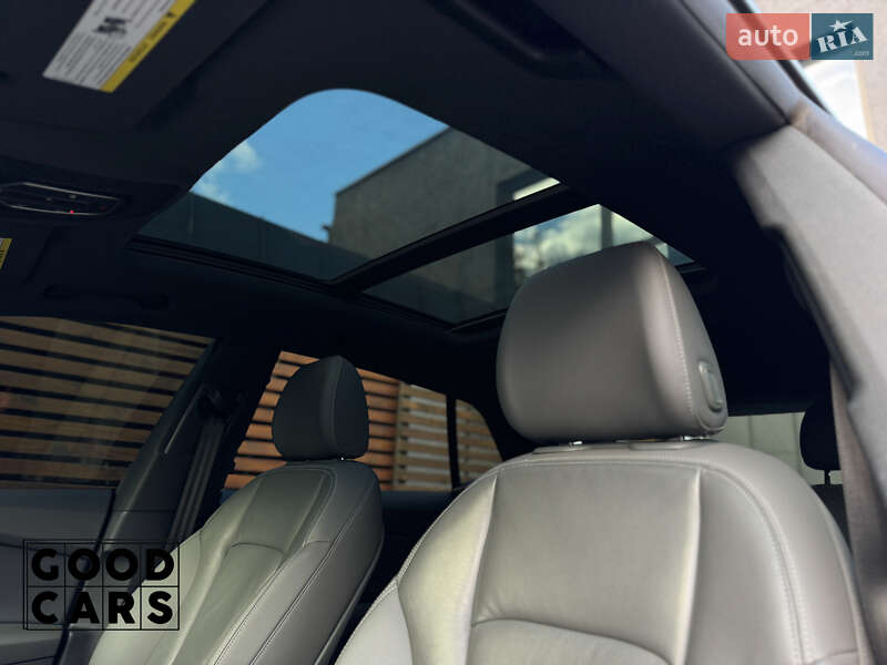 Внедорожник / Кроссовер Audi Q8 2019 в Одессе