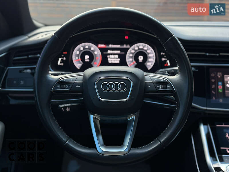 Внедорожник / Кроссовер Audi Q8 2019 в Одессе