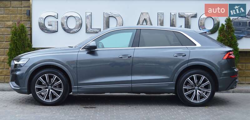Позашляховик / Кросовер Audi Q8 2019 в Одесі