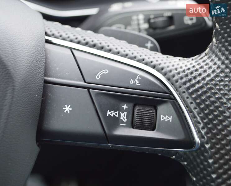 Позашляховик / Кросовер Audi Q8 2019 в Одесі