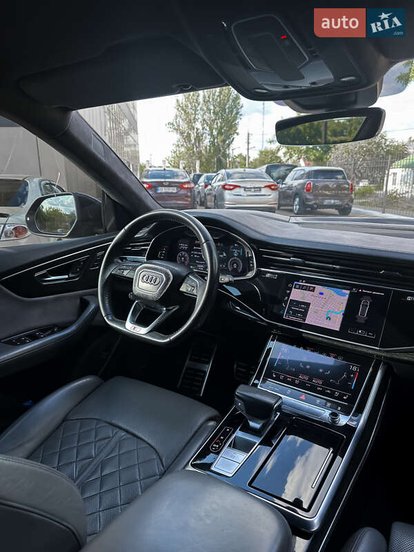 Внедорожник / Кроссовер Audi Q8 2018 в Николаеве
