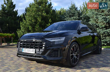 Внедорожник / Кроссовер Audi Q8 2020 в 