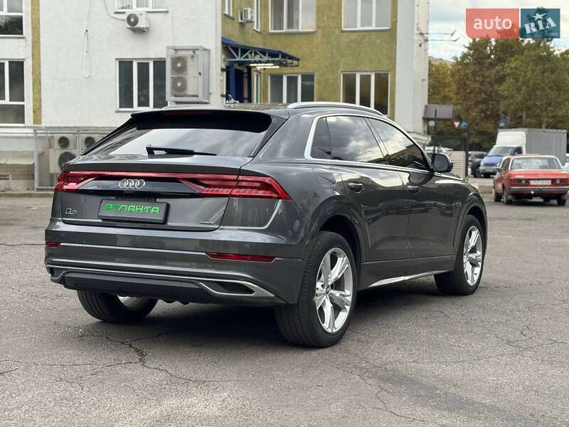 Внедорожник / Кроссовер Audi Q8 2018 в Одессе